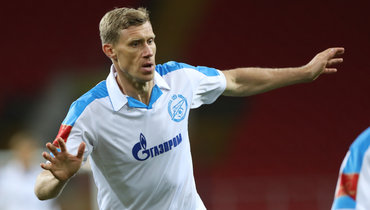 Погребняк заявил, что не смог бы прожить неделю без интернета