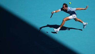 Медведев уступил Черундоло в третьем круге «мастерса» в Майами