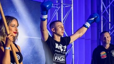 Литовскому бойцу включили гимн СССР на турнире MMA в Вильнюсе. Организаторы обвинили в случившемся диджея