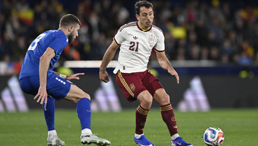 Испания разгромила Сербию, Оярсабаль оформил дубль