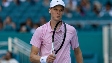 Синнер обыграл Зверева и вышел в финал турнира в Майами