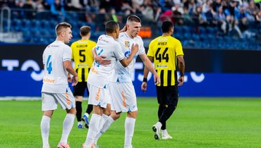 «Зенит» всухую победил участника Лиги чемпионов — «Кайрат». Соболев снова забил