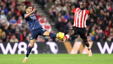 Самые грубые футболисты десятилетия. В топе — атакующий полузащитник «Арсенала»