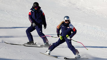 «Наверное, все кончено». Легендарная Линдси Вонн прекратила работу с тренером после жуткой травмы на Олимпиаде