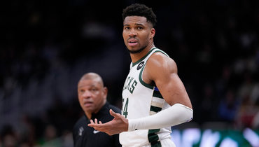 Скандал в НБА: «Милуоки» не дает играть своей главной звезде. Адетокунбо публично конфликтует с клубом