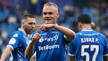 «Продолжай забивать!» Тюкавин стал лучшим бомбардиром «Динамо» в XXI веке