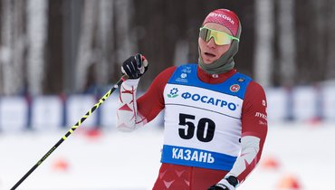 Пеклецова уверенно разобралась с соперницами на финальной горе Кубка России. Большунов обогнал Коростелева