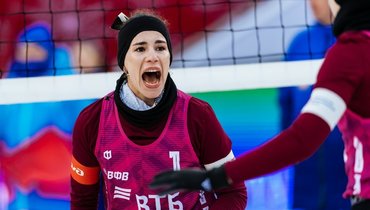 «Сдавать позиции не собираюсь». Интервью с самым титулованным игроком сезона в снежном волейболе