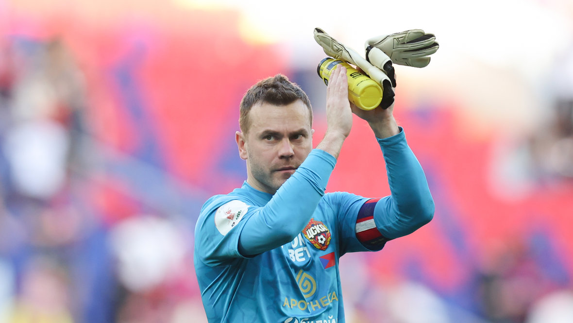 Игорю Акинфееву исполнилось 40 лет: истории о вратаре ЦСКА и вклад игрока в российский футбол — колонка Голышака