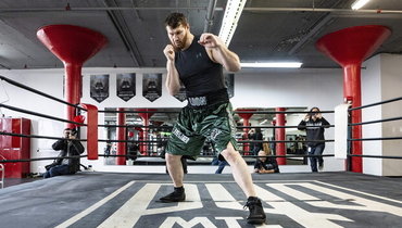 Биография боксера Арсланбека Махмудова: не пробился на Олимпиаду, трое детей и жизнь в Канаде