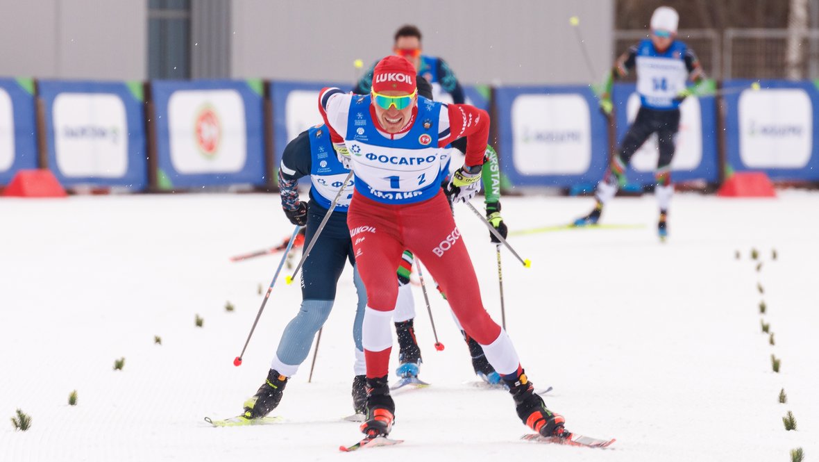Александр Большунов занял первое место в марафоне на чемпионате России в Мончегорске: результаты гонки 12 апреля 2026 года