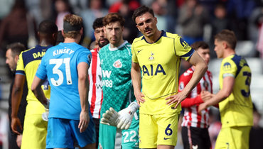 «Тоттенхэм» проиграл «Сандерленду» и опустился в зону вылета из АПЛ.