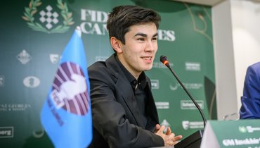 Синдаров деклассировал шахматную элиту. Фавориты провалились в турнире претендентов