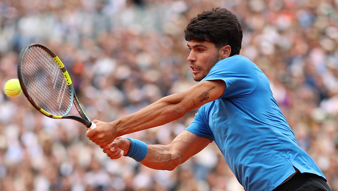Карлос Алькарас снялся с турнира в Барселоне из-за травмы: подробности и когда вернется испанский теннисист