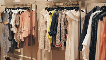 Стилист назвала признаки безвкусного образа