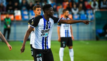 Экс-футболисту «Шинника» Загре ампутировали ногу. Он борется с раком почти год