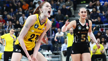 Марина Маркова во второй раз стала чемпионкой Турции в составе Вакыфбанка: карьера российской волейболистки