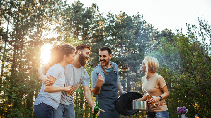 Где пожарить шашлык в Москве и Санкт-Петербурге: 12 проверенных мест с мангалами