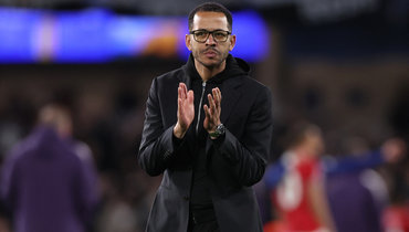 «Проведем самоанализ и примем решение». «Челси» уволил Росеньора — и, похоже, не знает, кем его заменить