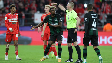 Очередной скандальный пенальти — в матче «Спартака» и «Краснодара». Даже Кривцов не понял решение судьи