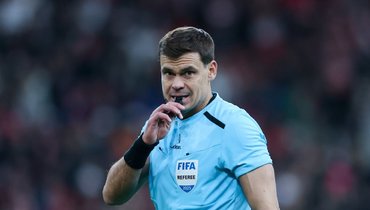 «Крылья Советов» — «Локомотив»: Левников не назначил пенальти за игру рукой