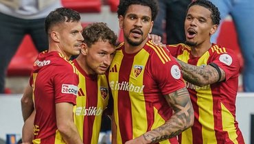 Прорвало! Чалов и Садыгов наконец-то забили — это их первые голы в Турции