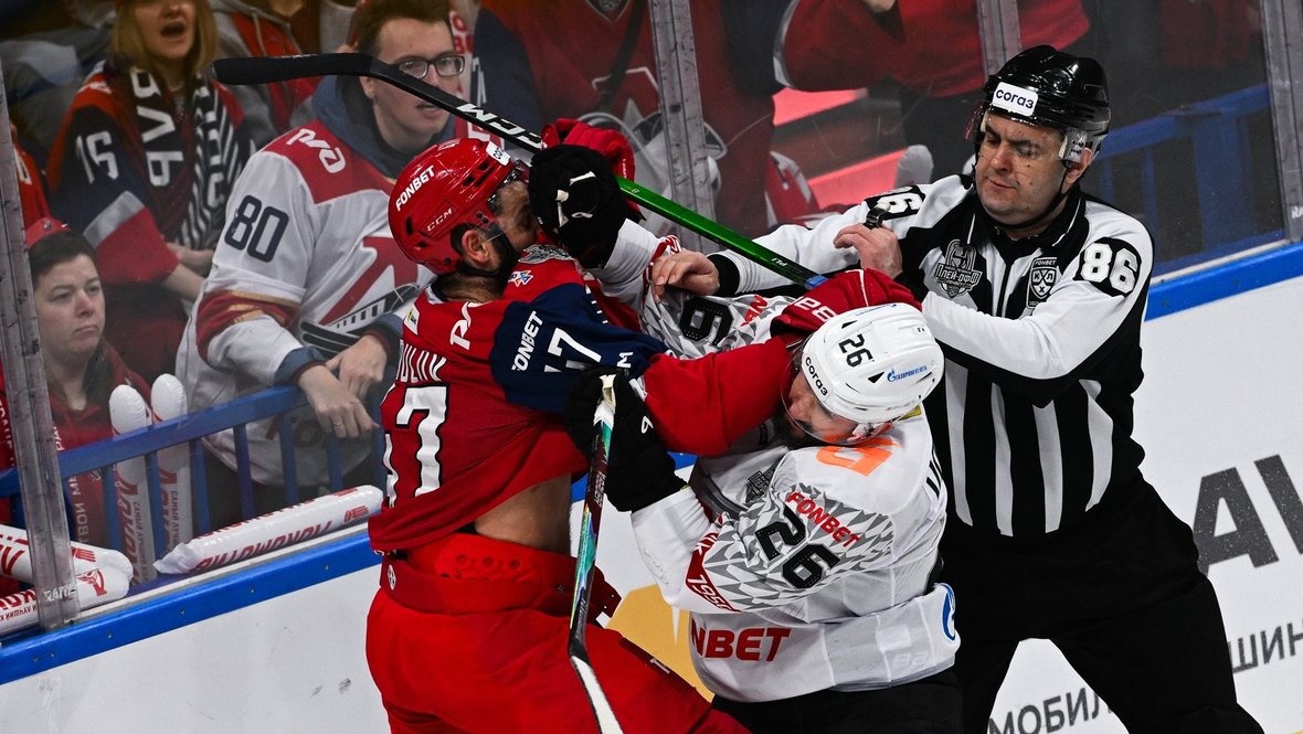 Локомотив — Авангард: драки хоккеистов во втором матче полуфинала Кубка Гагарина 26 апреля 2026: разбор судейства