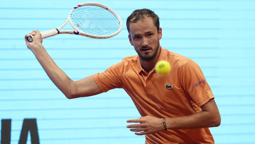 Медведев провел мастер-класс для молодого таланта из Норвегии. У Даниила хорошая сетка в Мадриде