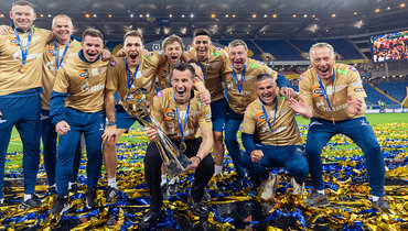 «Вернули золото в Санкт-Петербург — думаю, все довольны!» Чемпионское интервью Семака