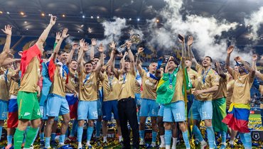 «Зенит» превзошел «Спартак» и «Динамо». Семак подбирается к Романцеву