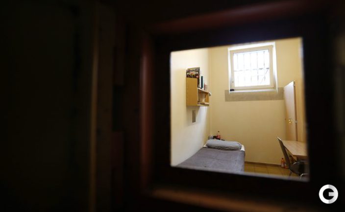 Тюремная камера для баварца Ули Хеннеса