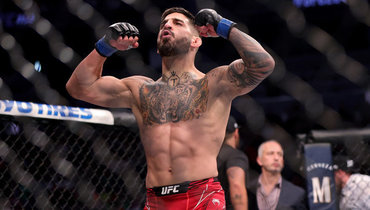 Илия Топурия — Джастин Гейджи: онлайн-трансляция боя UFC в Белом доме