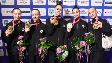 Российские гимнастки — лучшие! Взяли золото в командном многоборье на ЧЕ и возглавили медальный зачет