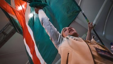 «Надеюсь, мы скоро увидимся». Батраков попрощался с болельщиками «Локомотива»