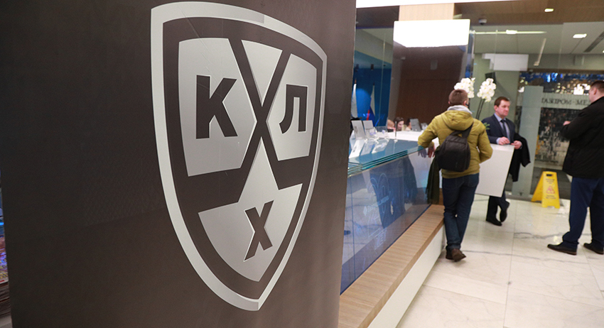 Рекламные контракты в КХЛ: зачем ввели и почему они не работают