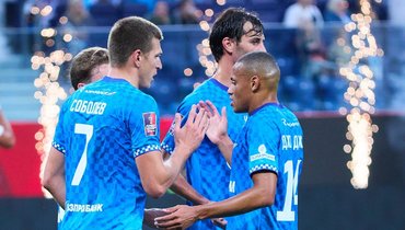 «Зенит» спокойно разобрался с махачкалинским «Динамо» в Кубке. Соболеву хватило тайма, чтобы оформить дубль