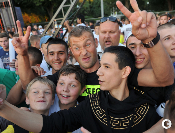 Василий Березуцкий "зажег" в Парке Горького