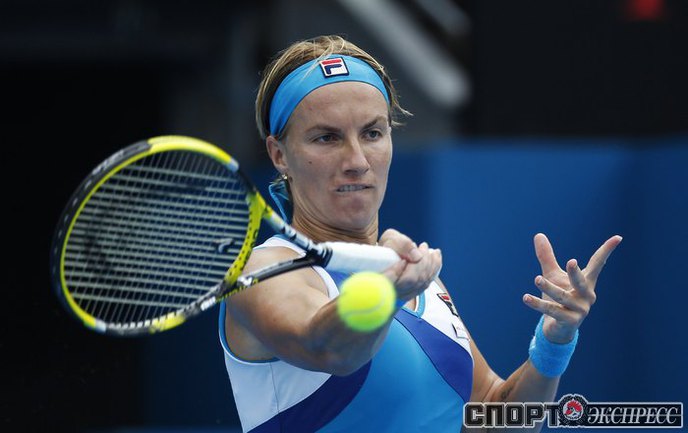 КУЗНЕЦОВА ВЫИГРАЛА У СТОСУР