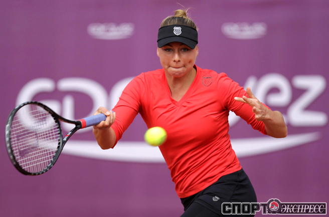 НА КОРТАХ БРЮССЕЛЯ