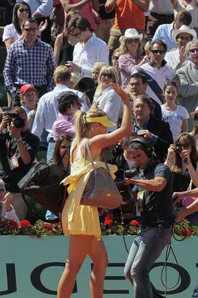 ШАРАПОВА ПОКИДАЕТ ROLAND GARROS