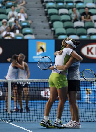 ЗВОНАРЕВА И КУЗНЕЦОВА ВЫИГРАЛИ ПАРНЫЙ РАЗРЯД НА AUSTRALIAN OPEN