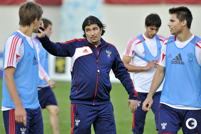 НА ТРЕНИРОВКЕ МОЛОДЕЖНОЙ СБОРНОЙ