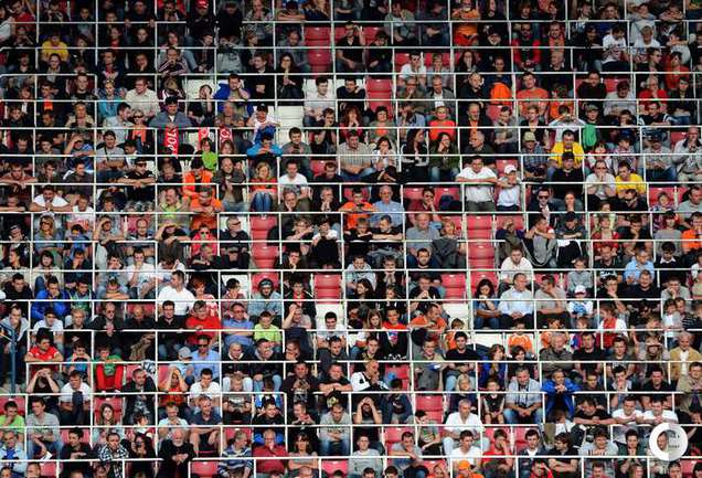 НА ТРЕНИРОВКЕ ГОЛЛАНДЦЕВ