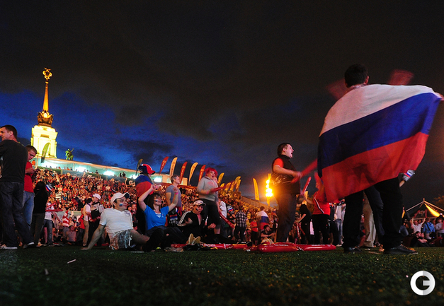 КАК СМОТРЕЛИ ВСТРЕЧУ ПОЛЬША - РОССИЯ НА ВВЦ