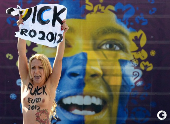 ПРОТЕСТ УКРАИНСКИХ ФЕМИНИСТОК В КИЕВЕ