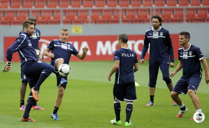 НА ТРЕНИРОВКЕ ГЕРМАНИИ И ИТАЛИИ