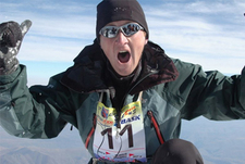 Лыжник забежал на Эльбрус за 4 часа