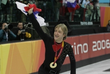 16.02.2006. Турин. Олимпийский чемпион Евгений ПЛЮЩЕНКО. Фото Александра ВИЛЬФА, "СЭ"