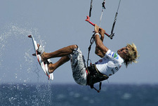 Евгений Новожеев: как ангел над волнами