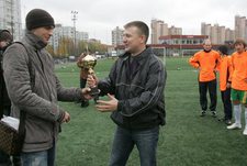 Габулов фотографировался  и с победителями, и с проигравшими